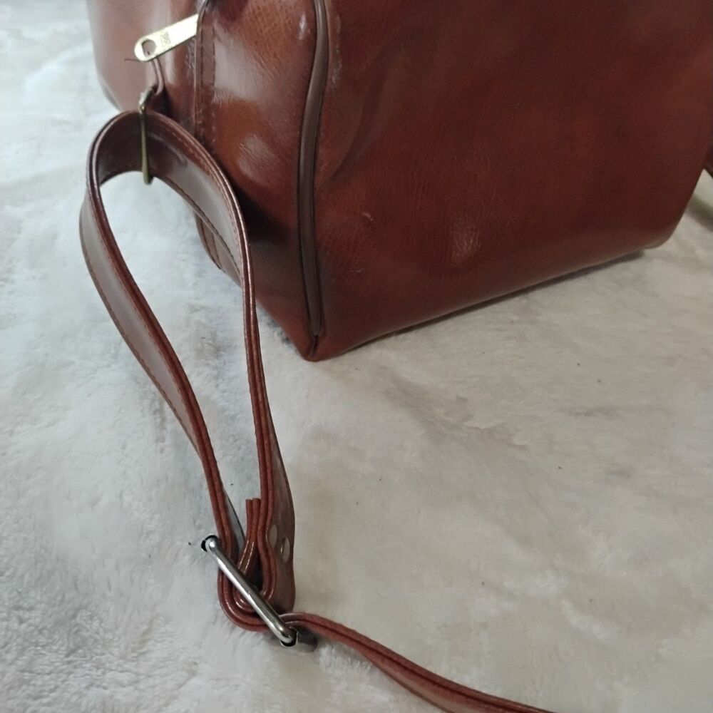 Vintage Brown Faux Leather Camera Bag Crossbody Case Taiwan 70s Gear Travel 9x9 - Picture 15 of 16